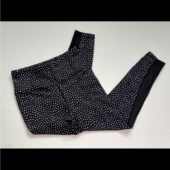 Muscle Republic mesh detail spot pattern athletic leggings SzM - Picture 1 of 12